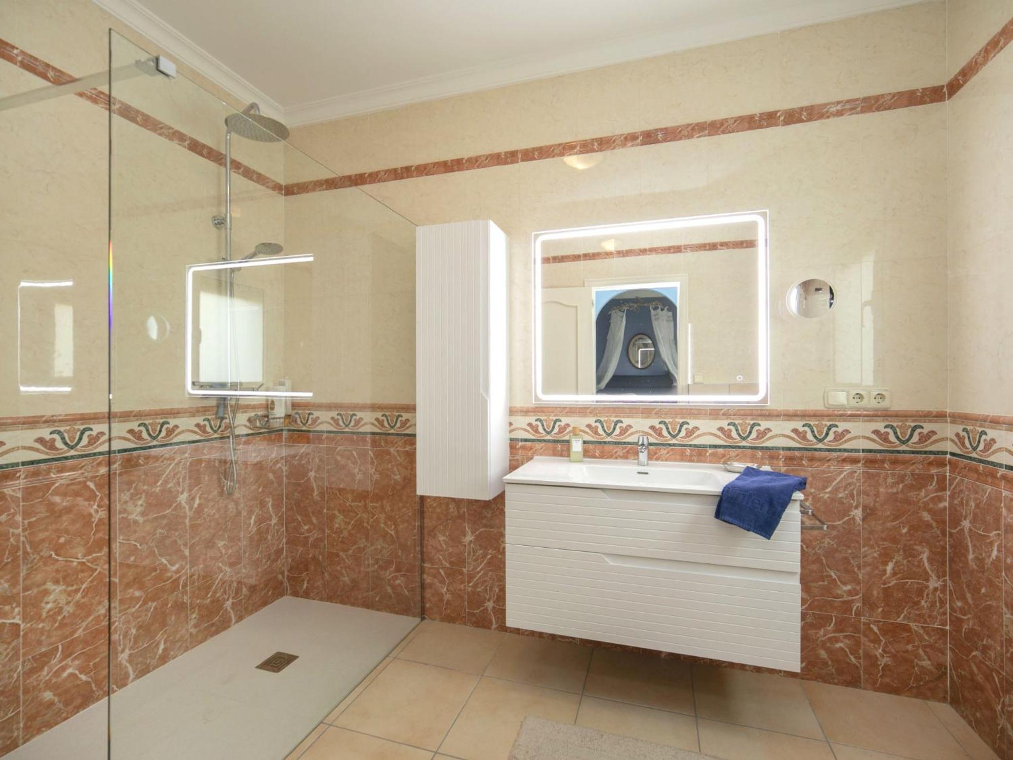 Villa Villa Albert By Interhome Калпе Екстериор снимка